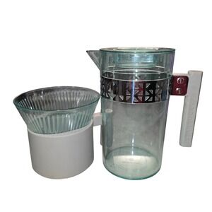 2013 Starbucks Translucent Sea Foam Green Acrylic Tea Coffee Juice Water Pitcher